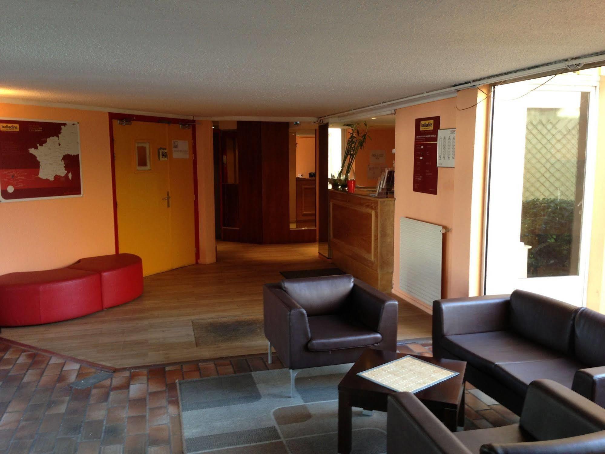 Ibis Budget Saint-Ouen-L'Aumone Exteriér fotografie